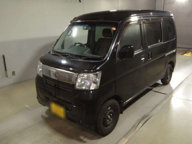 3022 Daihatsu Hijet van S331V 2017 г. (TAA Tohoku)